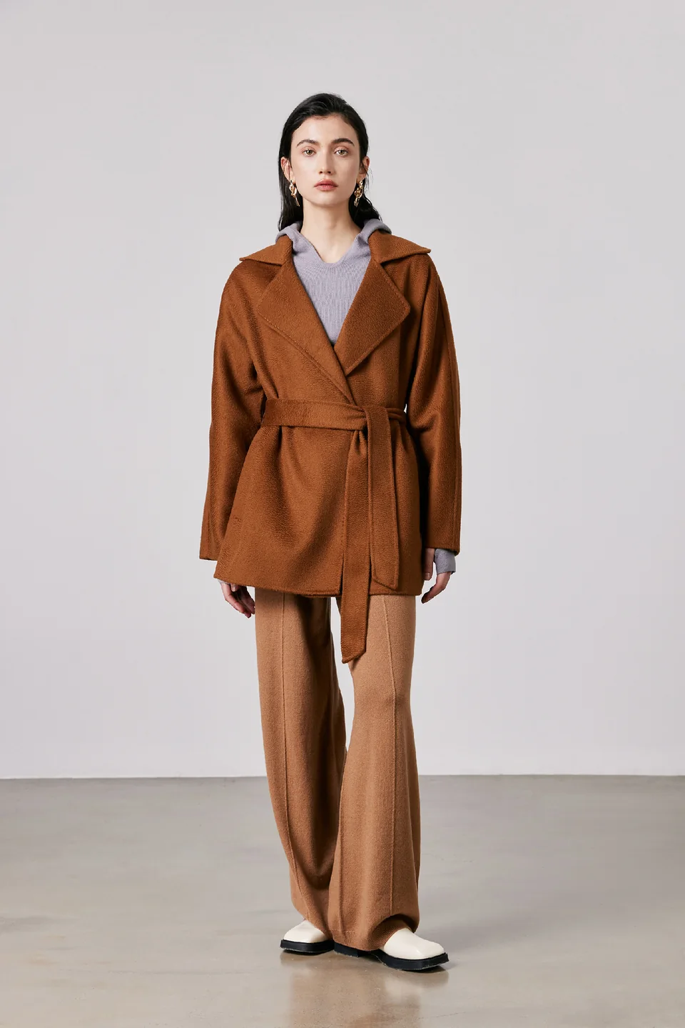 TINGSU style 2617, on model photograph